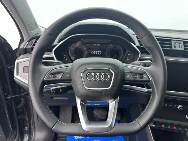 Audi Q3 — Фото автомобиля 14
