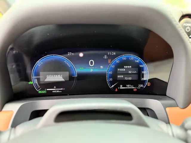 Toyota Vellfire — Фото автомобиля 9