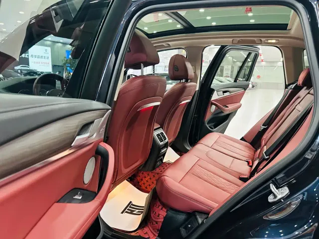 BMW X3 — Фото автомобиля 5