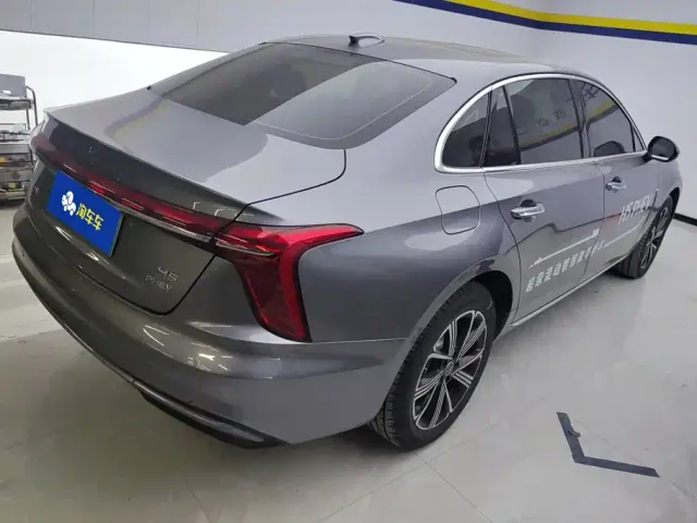 Hongqi H5 PHEV — Фото автомобиля 3