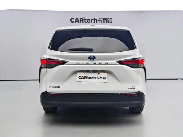 Toyota Toyota Sienna 2021 2.5L Hybrid Comfort Edition — Фото автомобиля 9