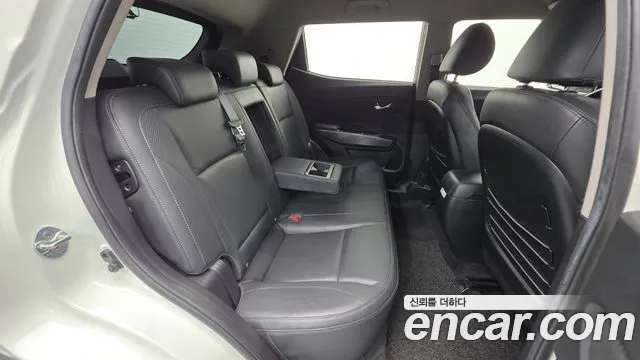 KG_Mobility_Ssangyong TIBOLI Very New Tivoli Бензин 1.5 2WD — Фото автомобиля 19