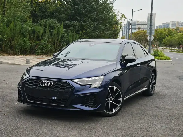 Фотография автомобиля — Audi A3
