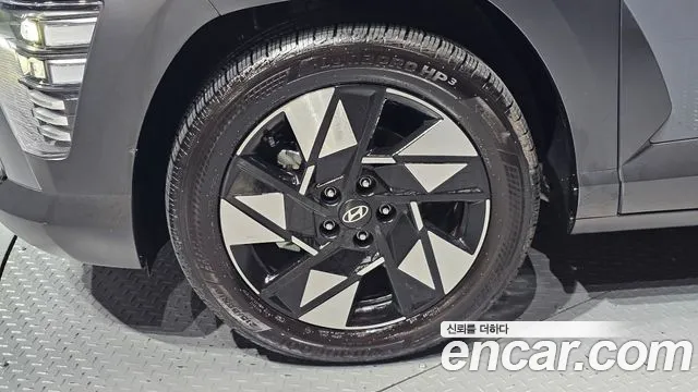 Hyundai Kona SX2 — Фото автомобиля 5