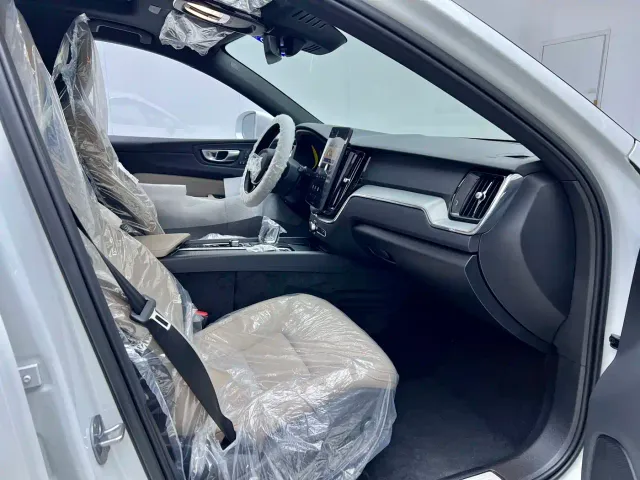Volvo XC60 — Фото автомобиля 29