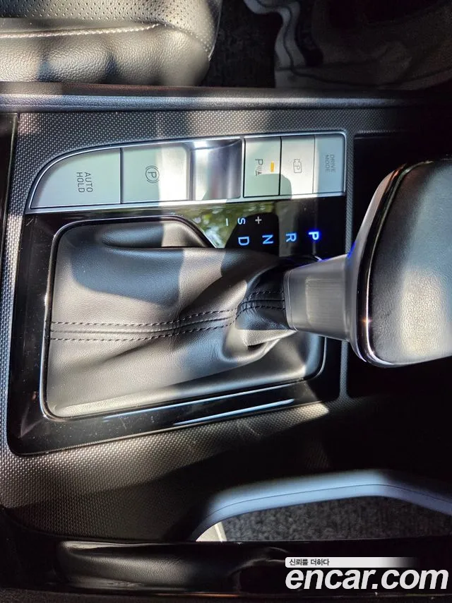 Hyundai AVANTE — Фото автомобиля 14