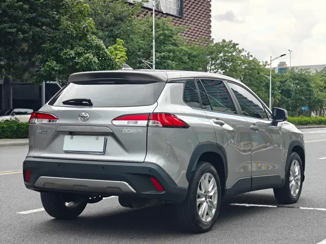 Toyota Corolla Cross — Фото автомобиля 6