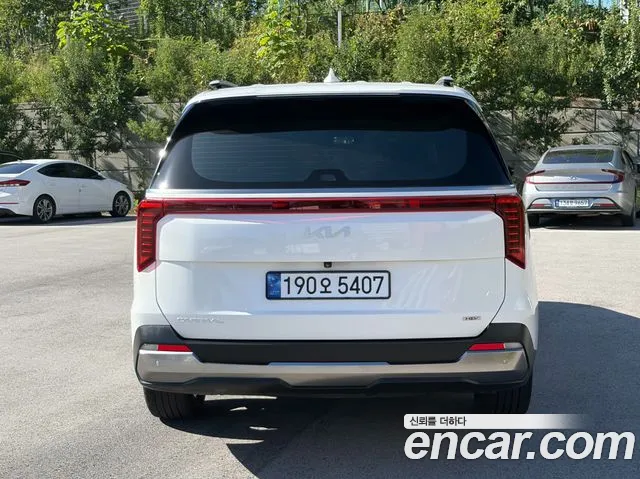 Kia Carnival 4th Gen — Фото автомобиля 4