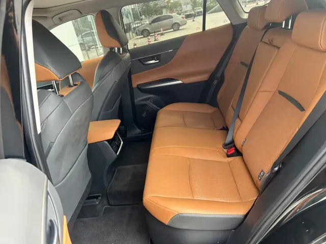 Toyota Venza — Фото автомобиля 6