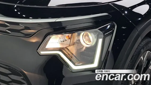 Kia Niro — Фото автомобиля 5