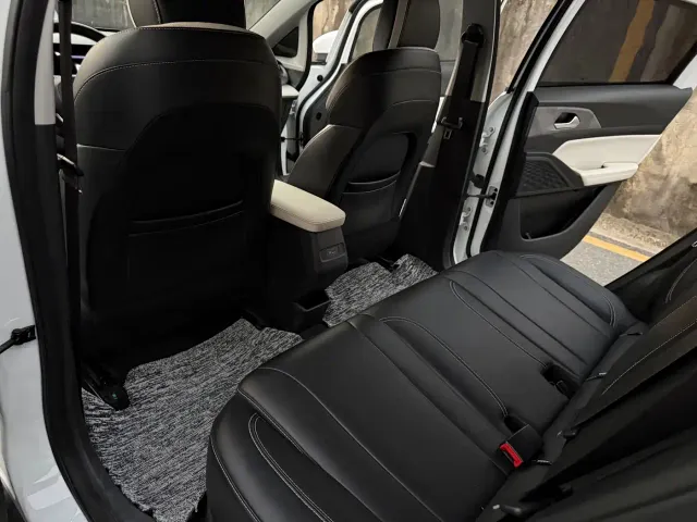 Geely Geometry E Firefly — Фото автомобиля 10