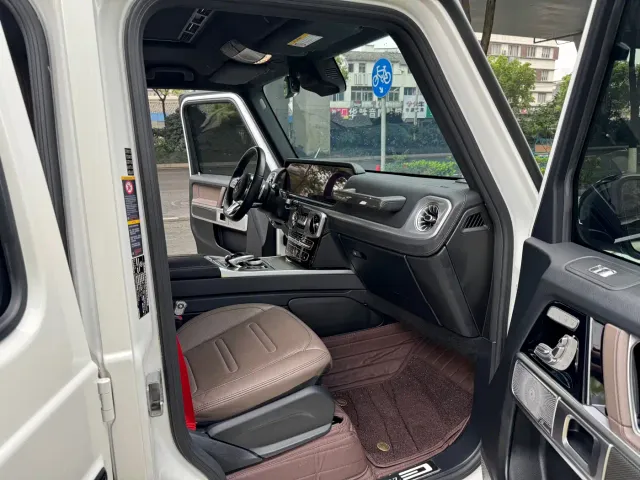 Mercedes-Benz G-Class — Фото автомобиля 15