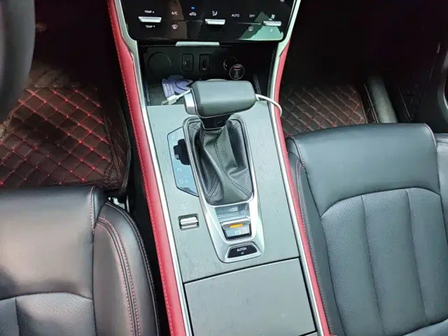 Changan CS75 — Фото автомобиля 10