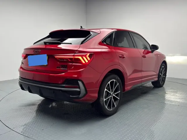 Audi Q3 Sportback — Фото автомобиля 7