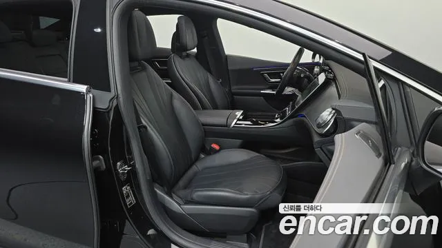 Mercedes-Benz EQE V295 — Фото автомобиля 16