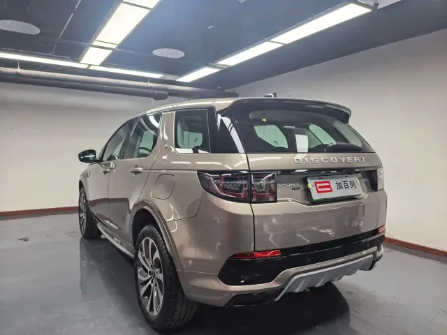 Land Rover Discovery Sport — Фото автомобиля 11