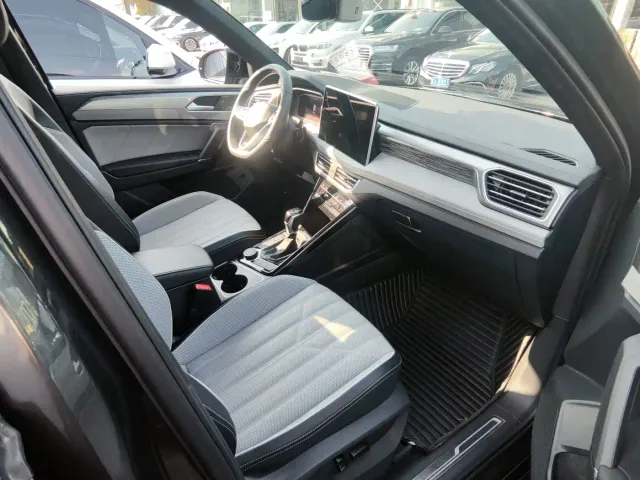 Volkswagen Tayron — Фото автомобиля 12