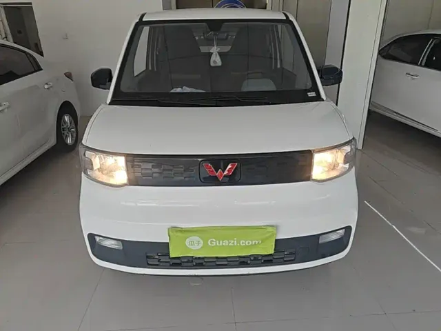 Wuling Hongguang Mini EV — Фото автомобиля 2