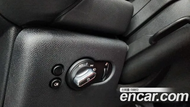 Mini Cooper Cooper 5 дверей Resolute Edition — Фото автомобиля 26