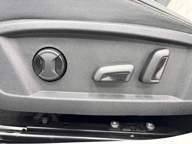 Volkswagen Sagitar — Фото автомобиля 14
