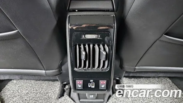 Jeep Compass — Фото автомобиля 19