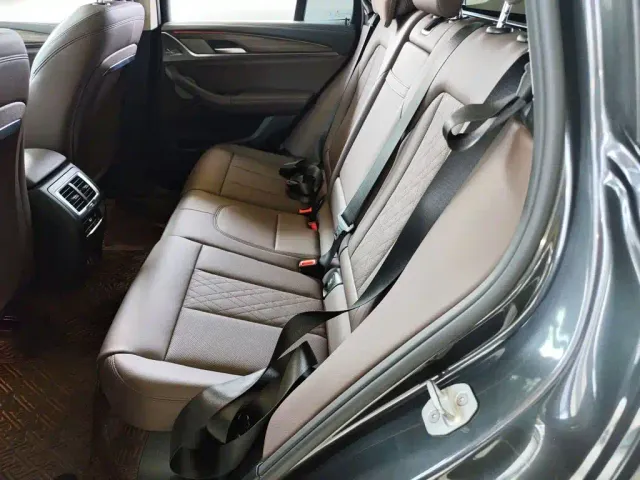 BMW X3 — Фото автомобиля 16