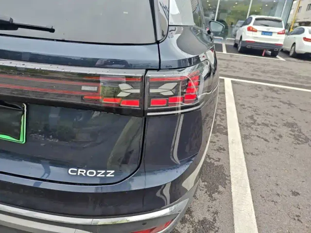Volkswagen ID.6 Crozz — Фото автомобиля 24
