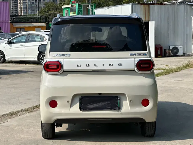 Wuling Hongguang Mini EV — Фото автомобиля 9