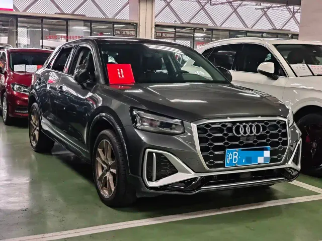 Audi Q2L — Фото автомобиля 3