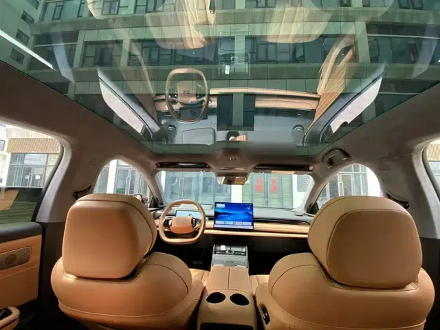 Geely Galaxy Xingyao 8 — Фото автомобиля 17