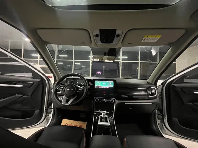 Kia Seltos — Фото автомобиля 14