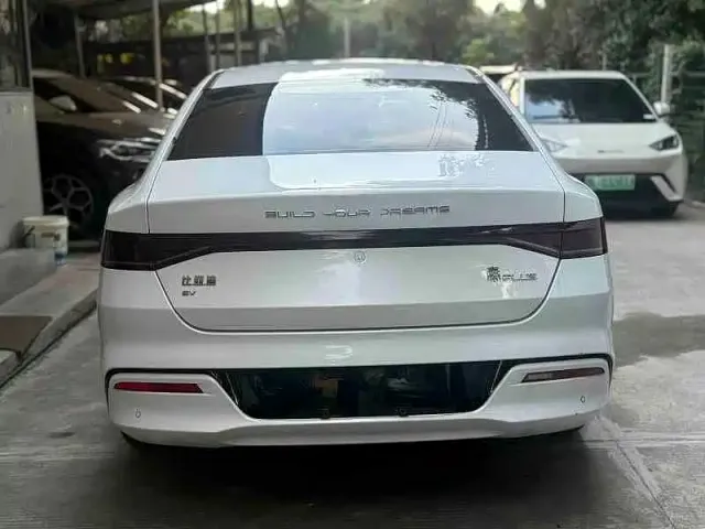 BYD Qin PLUS — Фото автомобиля 8