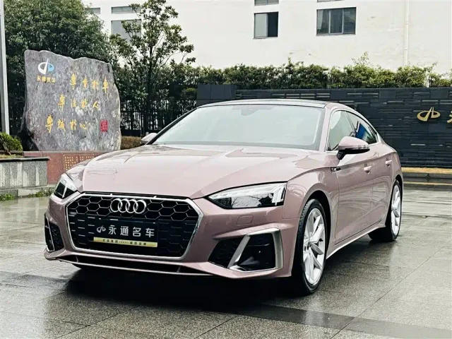 Фотография автомобиля — Audi A5