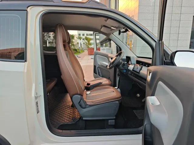 Wuling Hongguang Mini EV — Фото автомобиля 19