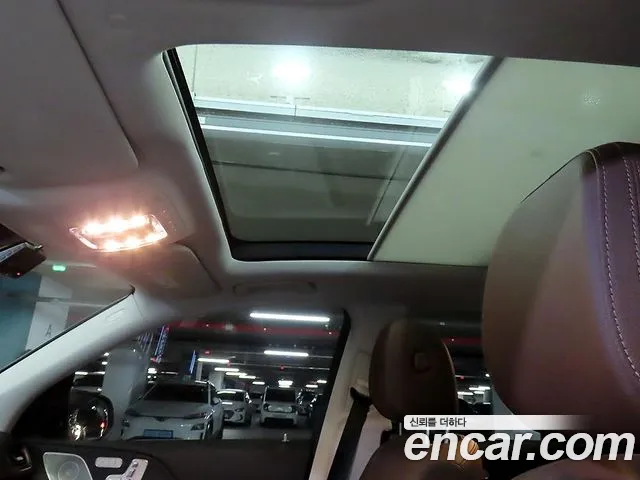 Mercedes-Benz GLE-Class — Фото автомобиля 15