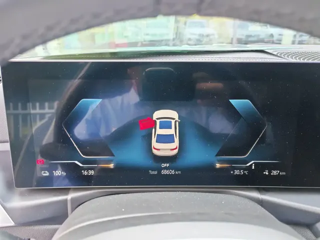 BMW i3 — Фото автомобиля 18
