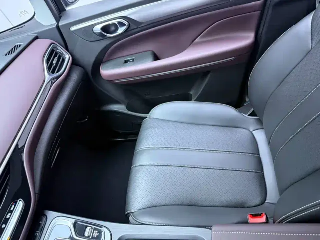 GAC Trumpchi M6 — Фото автомобиля 13
