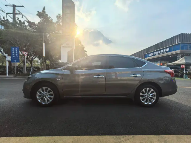 Nissan Sylphy — Фото автомобиля 4