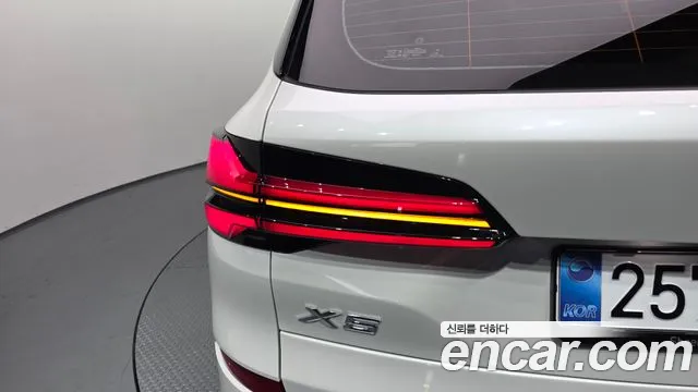 BMW X5 xDrive 40i M Sport — Фото автомобиля 17