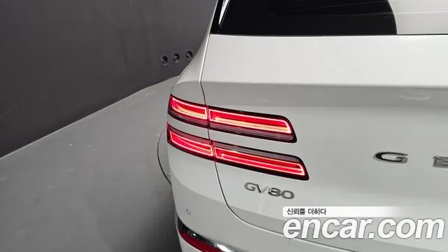 Genesis GV80 — Фото автомобиля 22