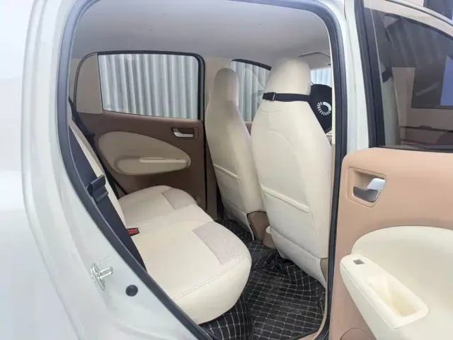 Wuling Hongguang Mini EV — Фото автомобиля 14