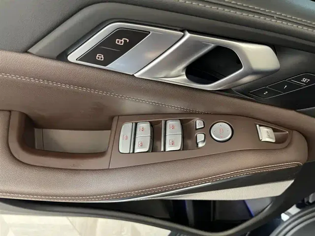 BMW X5 — Фото автомобиля 25