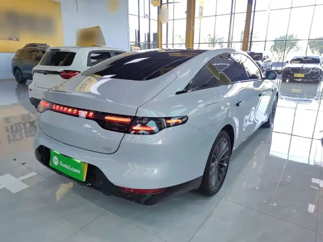 Leapmotor C01 — Фото автомобиля 6