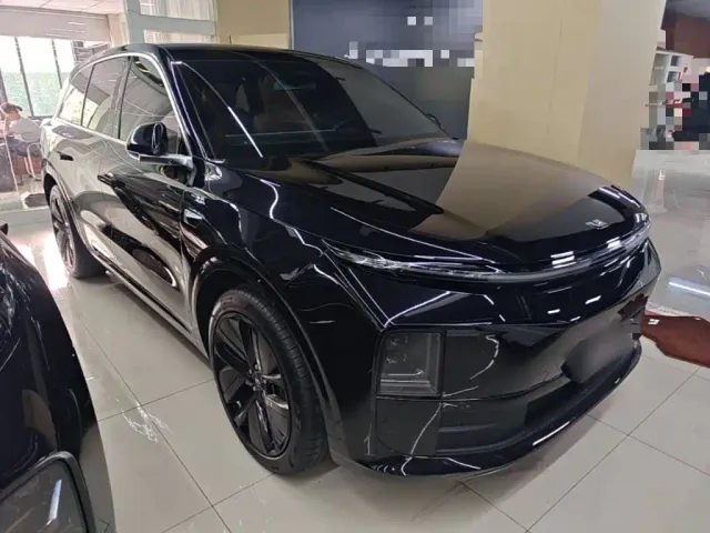 Li Auto L6 — Фото автомобиля 3