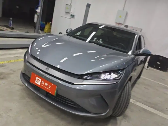 BYD Qin L — Фото автомобиля 2