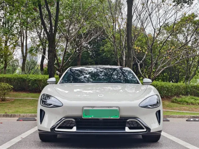 Xiaomi SU7 — Фото автомобиля 2