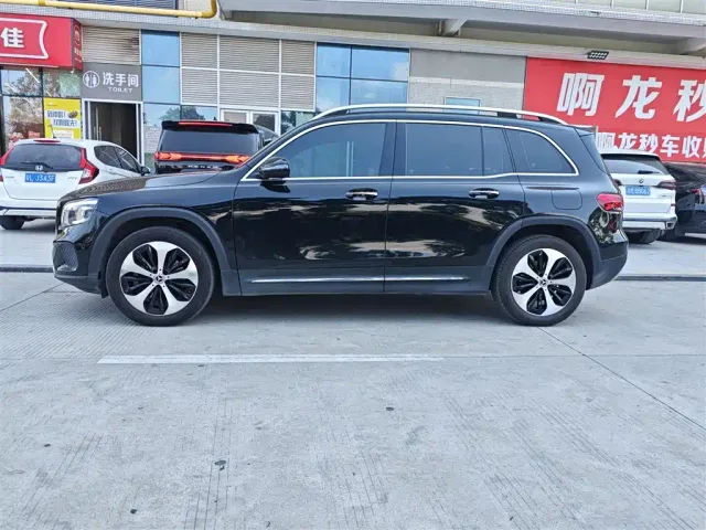 Mercedes-Benz GLB-Class — Фото автомобиля 3