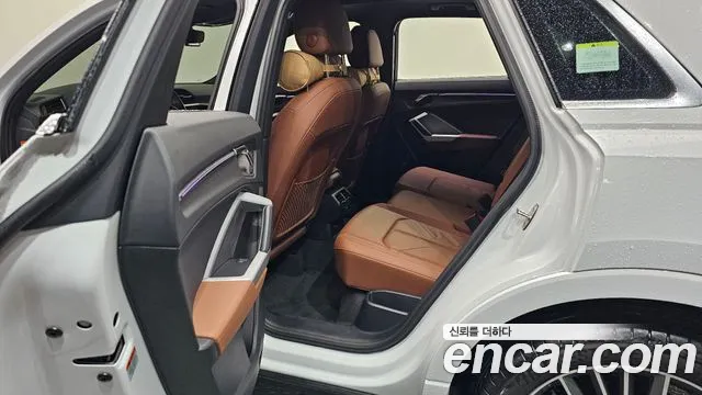 Audi Q3 35 TDI quattro Premium — Фото автомобиля 26