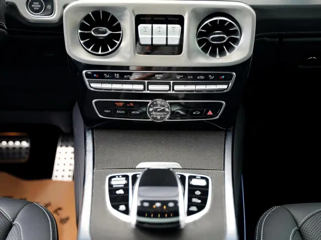Mercedes-Benz G-Class — Фото автомобиля 6