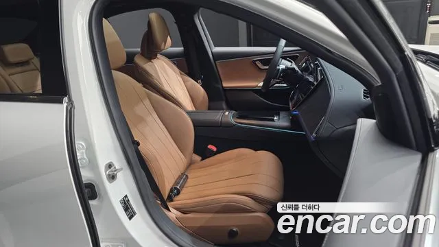 Mercedes-Benz E-Class W214 — Фото автомобиля 16